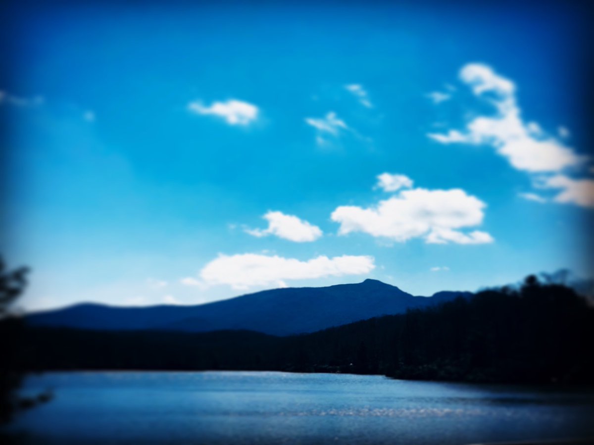 HighCountryLive's tweet image. Hard to remember what this #BlueRidgeParkway location looks like without rain and clouds...