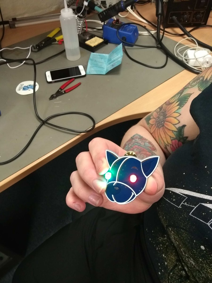 tindie's tweet image. Did you get a #TindieBlinky badge kit at #MakerFaireUK, #MakerFaire Bay Area, or #BringAHack? Have you put it together yet? If so, please share pics or vids. Extra points for hacks. #mfba18 #MFBA #MFUK. 
Photo credits: @yorkhackspace, #PiWars UK, @DrLucyRogers, @pdp7/@NeuroTinker