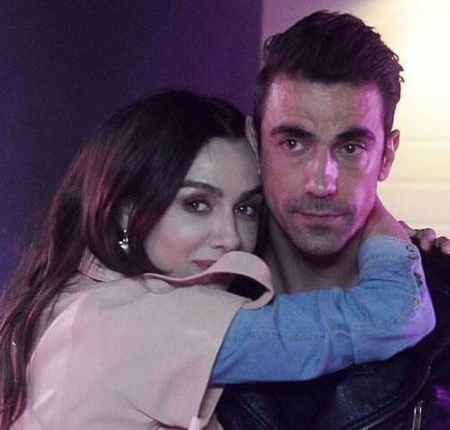 CristiV72's tweet photo. Miss you 🦋💕 #AsFer
#SiyahBeyazAşk
#BirceAkalay #AslıAslan #FerhatAslan #İbrahimÇelikkol https://t.co/J4BcVQ4j60