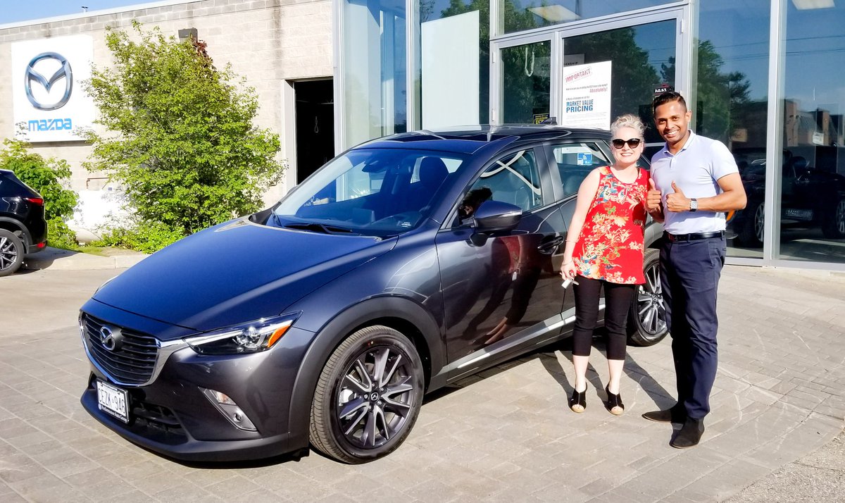 DilanRathnapala's tweet photo. Congratulations to Mrs. Tanja on her 2018 #MazdaCX3 GT #AWD 🎉🎉🎉! Thank you for choosing #MazdaofBrampton #Performanceautogroup #Brampton #Toronto #GTA #cargram #cardelas #carsales #newwheels #ZoomZoom #carselfie #instadaily #mazda #mazdajapan #mazdacanada #CX5 #IACTIVAWD https://t.co/GL2eGu3jla