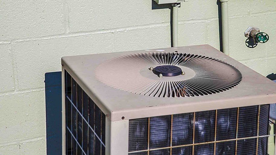 BrennanHeating's tweet photo. Even if you think you can DIY it, here's why you shouldn't.
https://t.co/nlZoUB6jQa https://t.co/Tc1dKwInXn