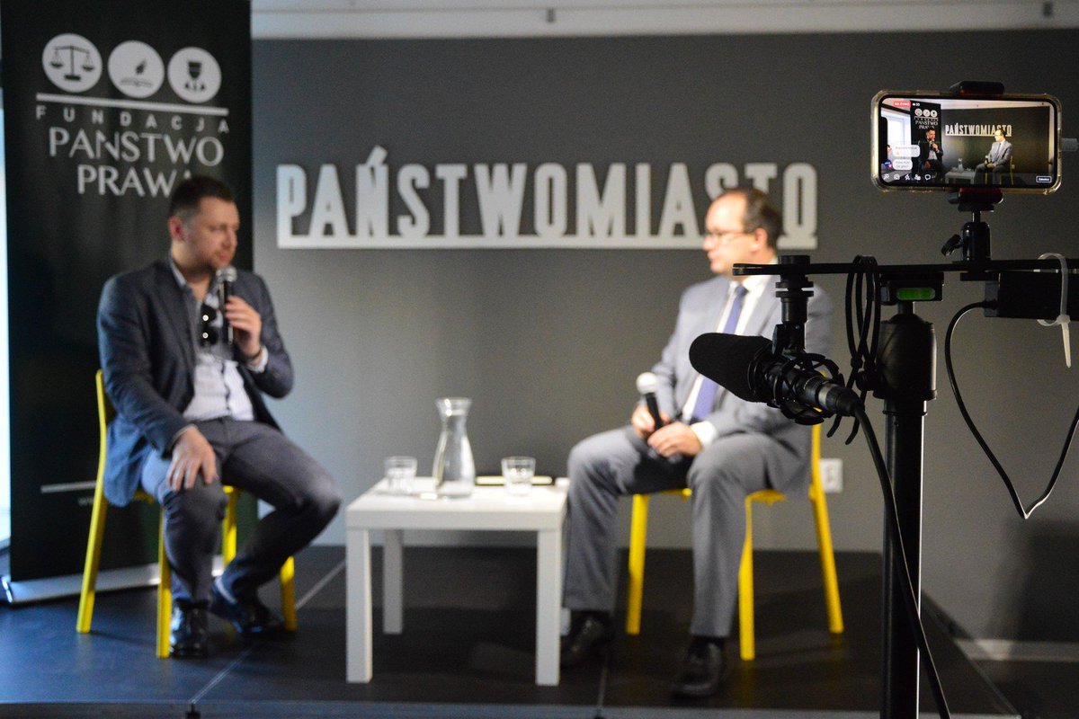 STRATPOINTS_EU's tweet image. #Debata @panstwo_prawa Wolność w czasach populizmu z udziałem #RPO @Adbodnar. Uczestniczył ekspert #STRATPOINTS @P_Lukasiewicz #wolność #demokracja #prawo #prawaobywtelskie