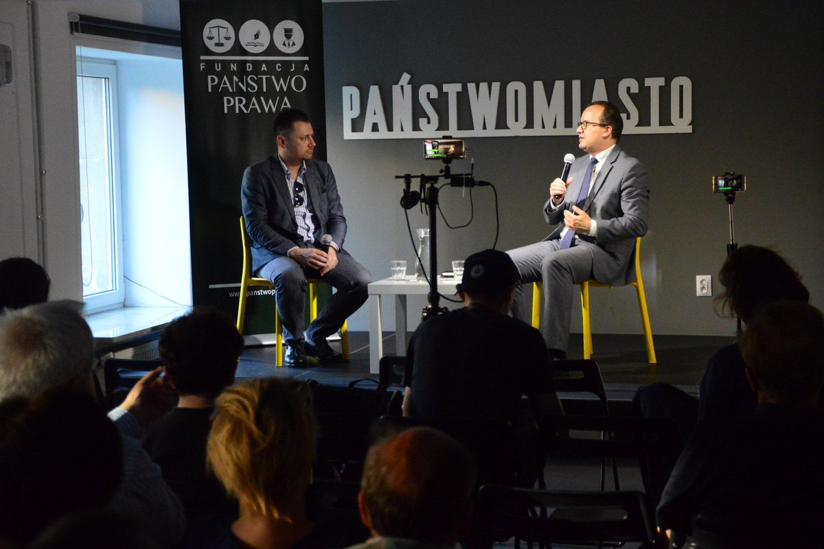 STRATPOINTS_EU's tweet image. #Debata @panstwo_prawa Wolność w czasach populizmu z udziałem #RPO @Adbodnar. Uczestniczył ekspert #STRATPOINTS @P_Lukasiewicz #wolność #demokracja #prawo #prawaobywtelskie