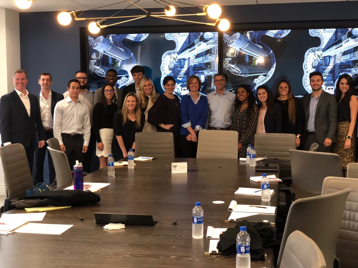 Willow_Bay's tweet image. #ASCJ Sports Maymester Day 2: Talking strategy, culture and managing bad news with @caseywasserman and Jennifer van Dijk. Thank you @Wasserman.