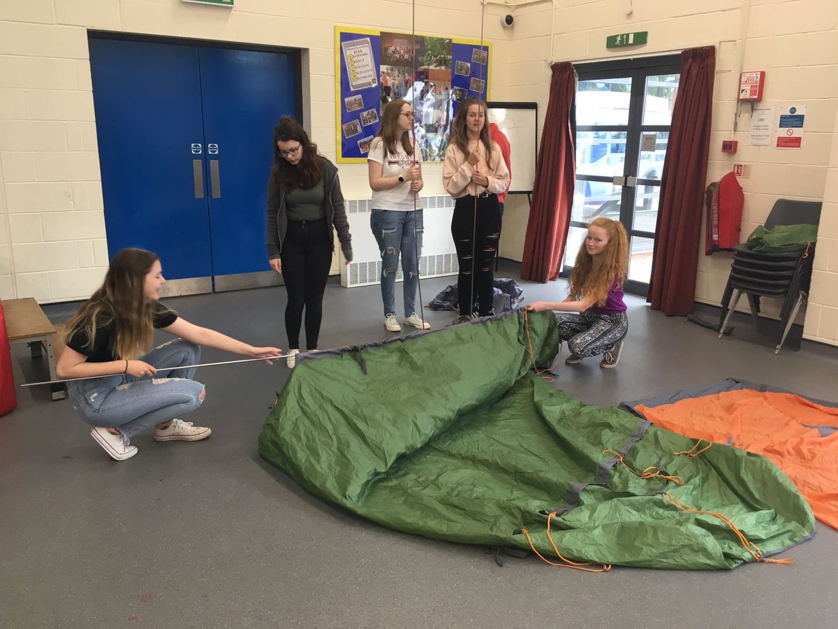 MXDofE's tweet photo. Yr10 DofE students completed their expedition training today! (and during the half-term holiday!) Very committed to their award! Well done guys! @MiltoncrossAcad https://t.co/MKBvNF4Ugk