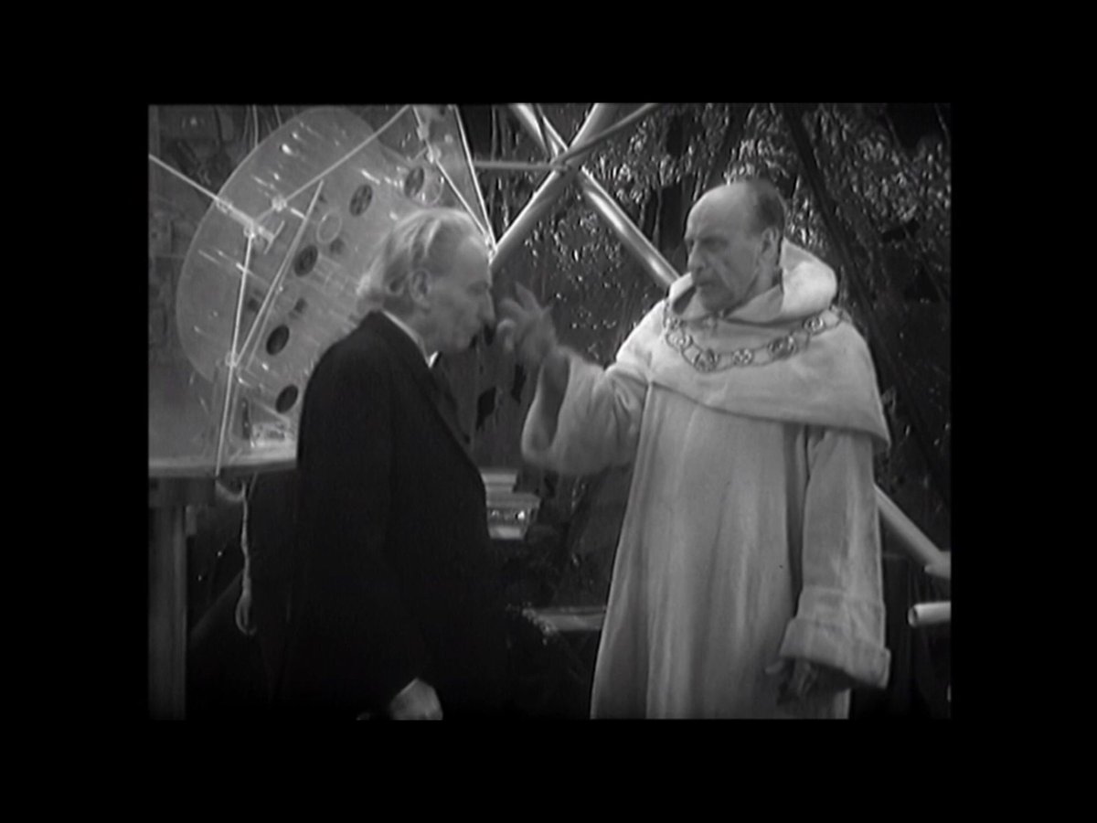 MatthewRimmer's tweet image. I think I’ve only seen #TheKeysofMarinus once before on VHS so it’s fun to see it again. #DoctorWhoOnTwitch #DoctorWho #TheSeaofDeath