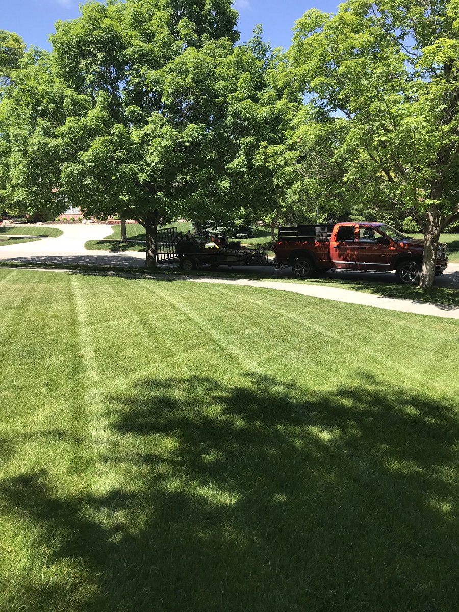 BartleyLawn's tweet photo. #WalkBehindWednesday @ScagPower #SWZT https://t.co/Xr0QFPFHH2