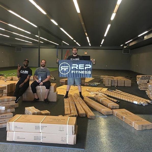 RepFitnessEquip's tweet image. It’s like Christmas morning over at @casesportsperformance.
Let us help you outfit the gym of your dreams. Email info@repfitness.com or check out any of our preset packages. Link in bio. ift.tt/2kF8qxL