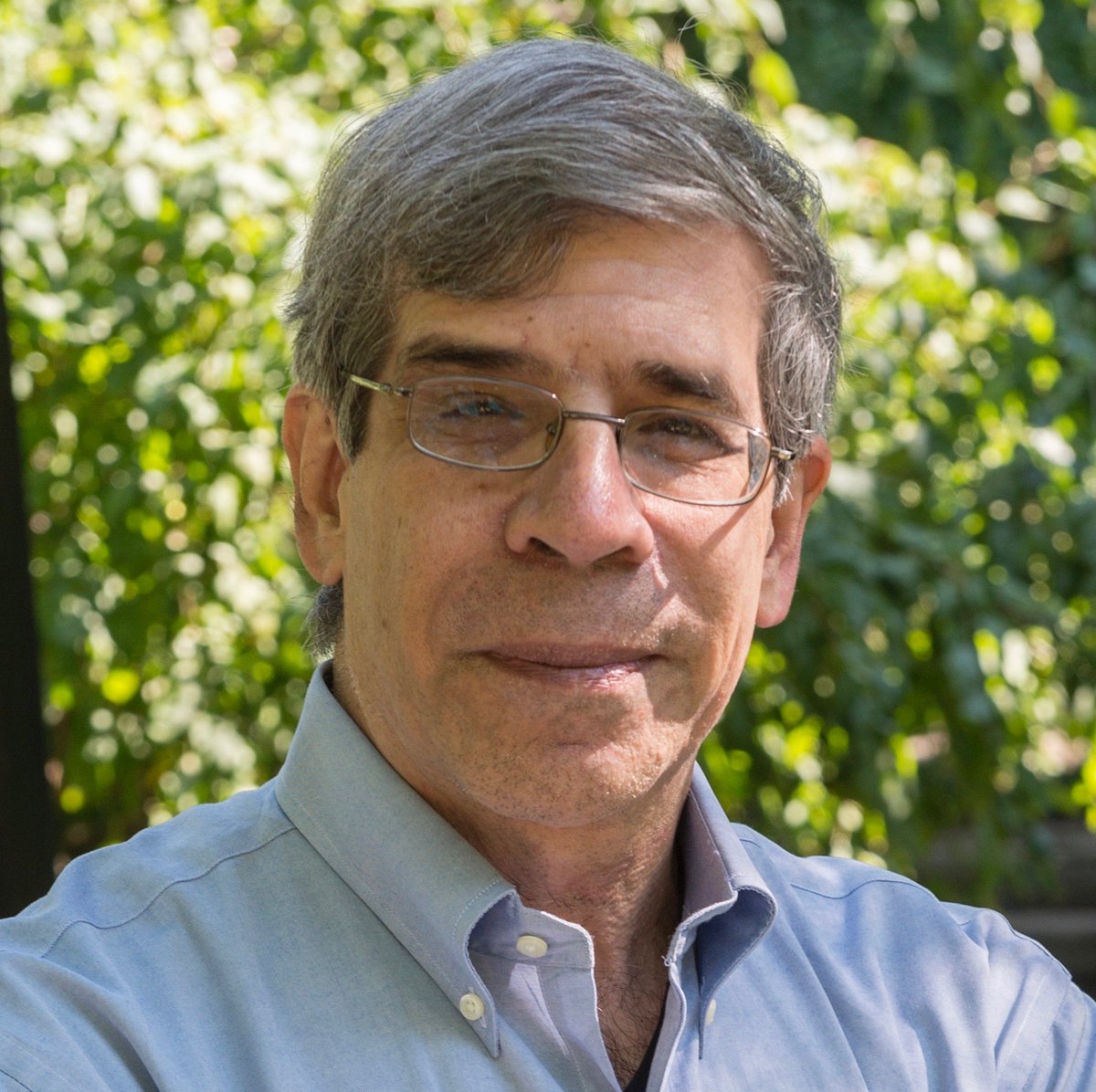 KentPresents's tweet photo. KentPresents is thrilled to announce that evolutionary biologist Jerry Coyne, @Evolutionistrue is joining our speaker roster. He will speak on why evolution is more than a theory – it is factual. 

#evolution #facts #whyevolutionistrue 

More here https://t.co/905qSBA0hP https://t.co/4QzWd0mF2c