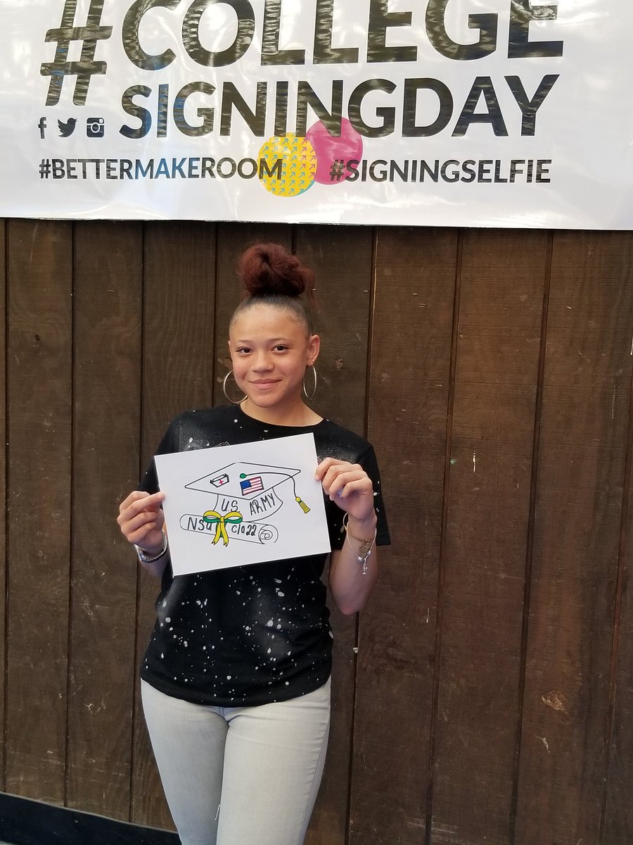 PHSCollegeCoach's tweet photo. Congrats on the decision to enlist in the @USArmy! #CollegeSigningDay #DecisionDay @BetterMakeRoom @getschooled https://t.co/HReqDeTjWv