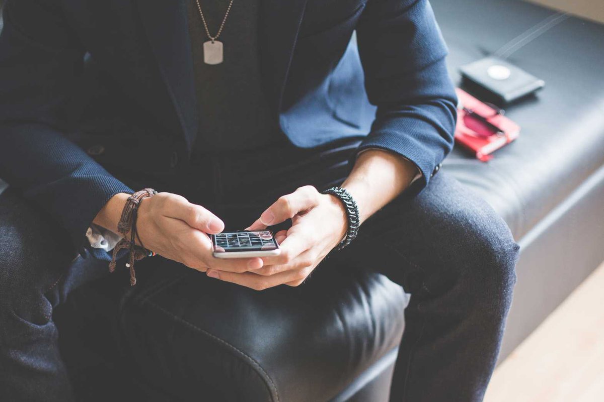 Hivewyre's tweet photo. Do you think a focus on data privacy is here to stay or a temporary issue? https://t.co/LDIISL38iM 

#data #advertisingdata #digitaladvertising #marketingdata #digitalmarketing #GDPR https://t.co/OAKUNft5yp