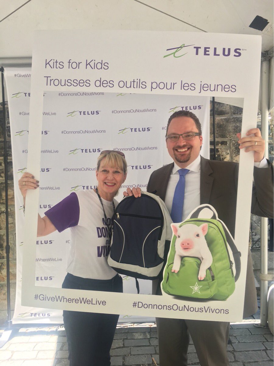 markstrahl's tweet image. Loved participating in the @TELUS Days of Giving on Parliament Hill today! Packed kits for kids at Robertson Elementary School to use this September! 🎒 
#telusdayofgiving #telus #kitsforkids #parliamenthill #givewhereyoulive #chilliwack
