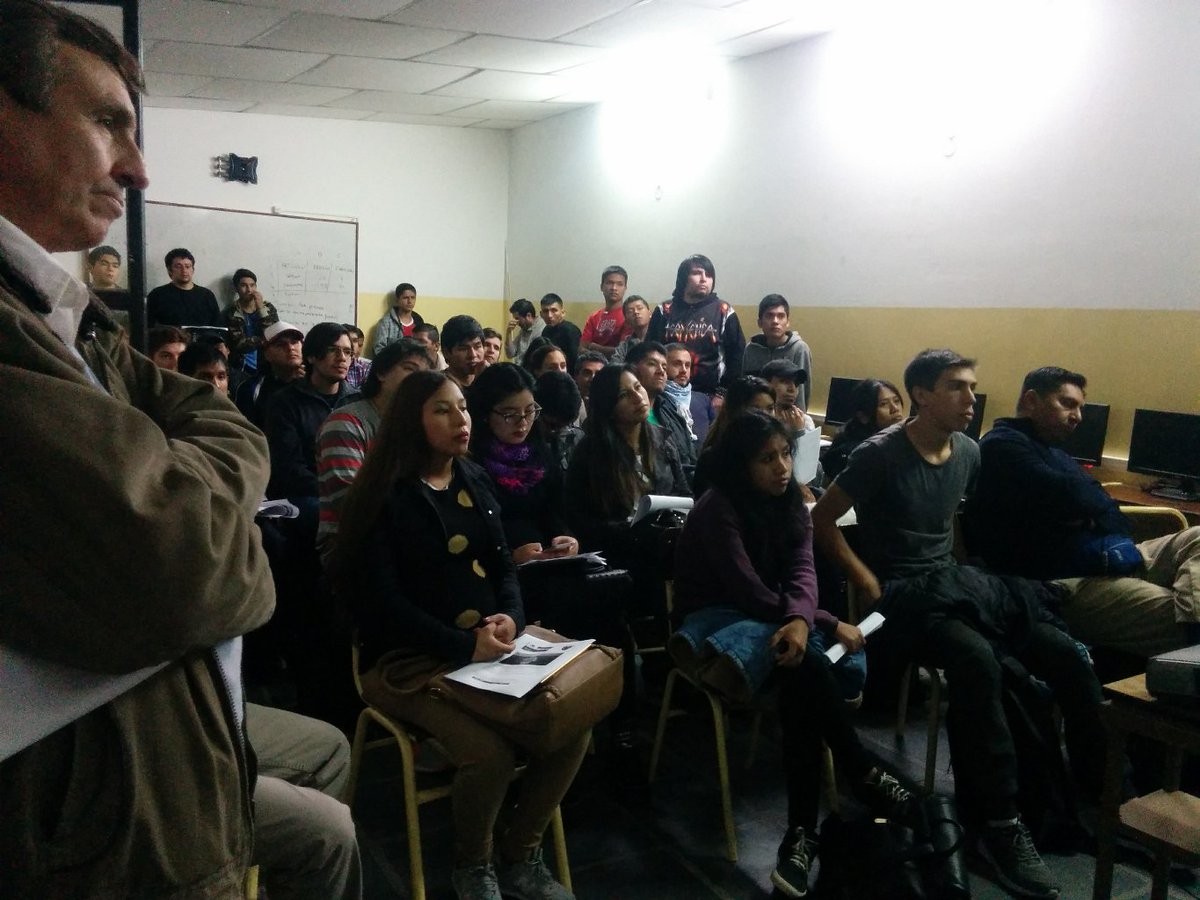 argenpython's tweet image. Agradecemos a la comunidad de #PythonNorte e #Instituto #tecnico Facundo de Suviria por este espacio para compartir con la comunidad la pasión por programar. 
#python #comunidad #pasion #compartir