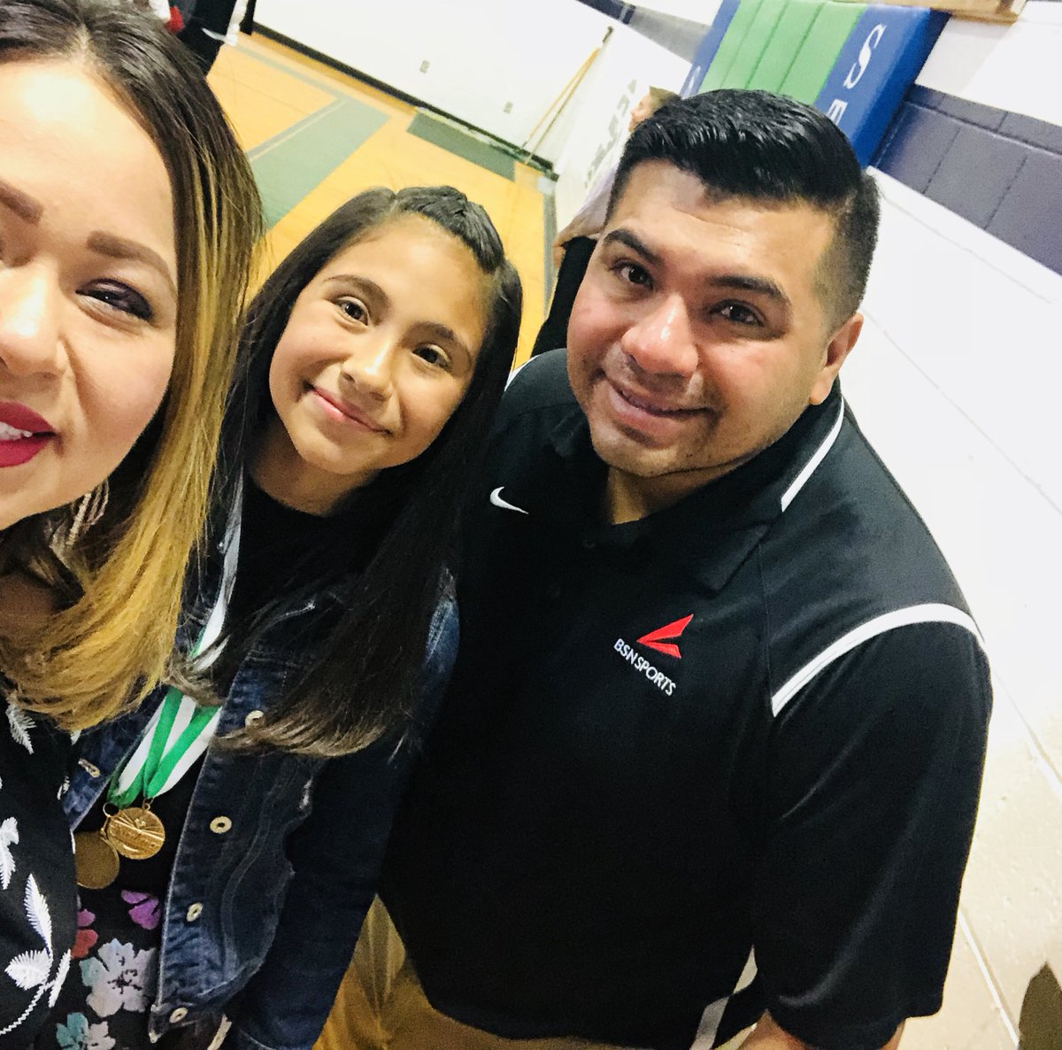 coolestmomever6's tweet photo. Extremely proud of our Stallion!! Thank you to all the staff at @WDSliderMS for her memorable first middle school year. Shoot for the moon, Gabrielle!!! #TeamSISD #StallionsLeadTheWay @WestTexKid https://t.co/4WFMKMzM1H