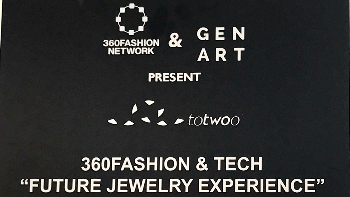 rosenbergann's tweet photo. “Launch yourself into a connected world of virtual human jewelry” presented by @360fashion & @genart tonight at @SAPNextGen New York with @swarovski and more #360F #wearabletech https://t.co/eA47XViiDt https://t.co/NL458ZGBWe