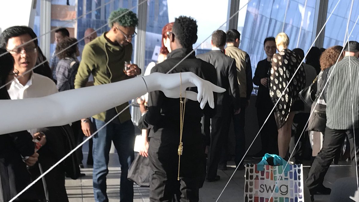 rosenbergann's tweet photo. “Launch yourself into a connected world of virtual human jewelry” presented by @360fashion & @genart tonight at @SAPNextGen New York with @swarovski and more #360F #wearabletech https://t.co/eA47XViiDt https://t.co/NL458ZGBWe