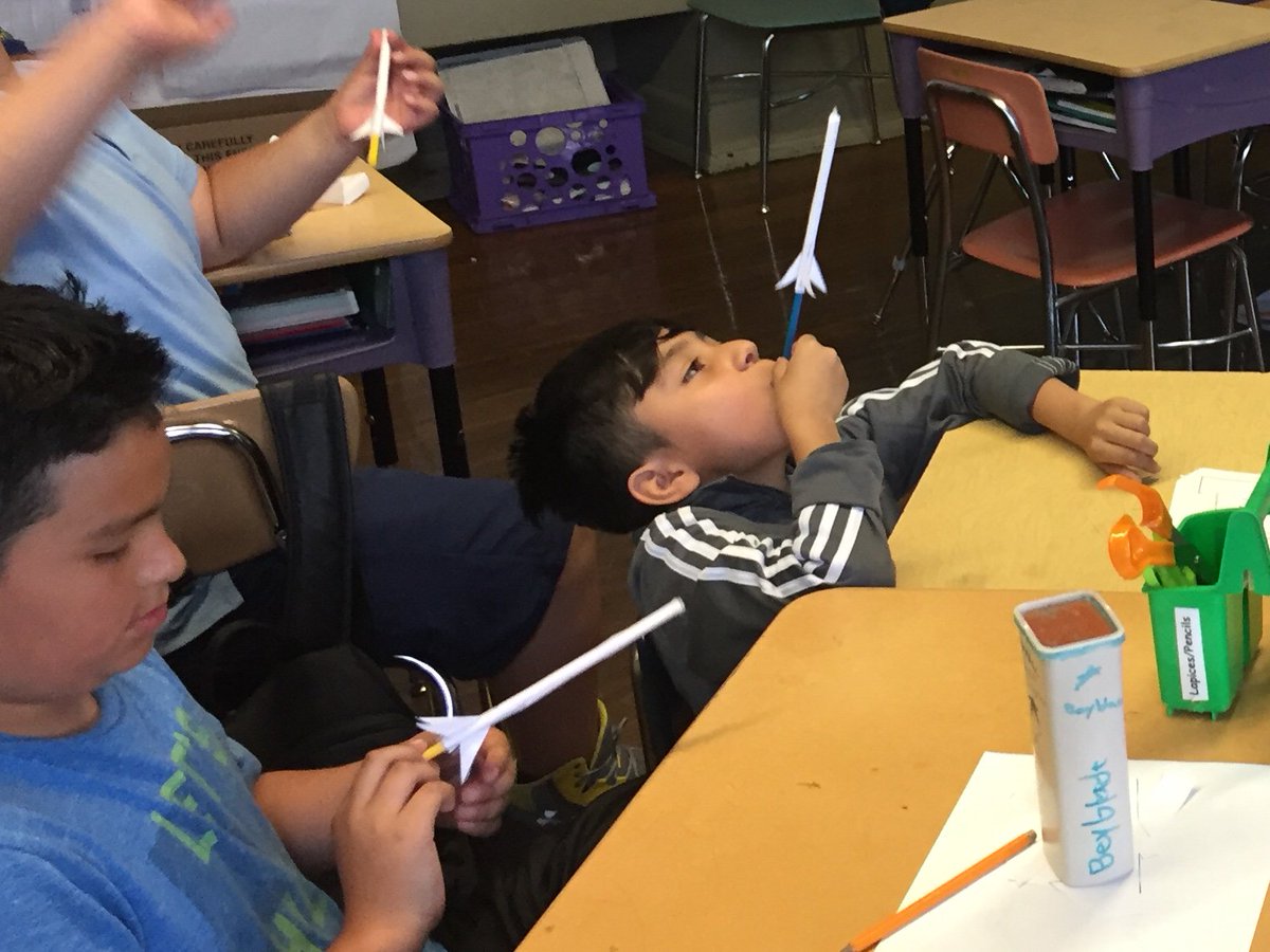 STEMForward's tweet photo. Thanks @BriggsStratton for hosting a #DayofSTEM at Forest Home School @MilwaukeeMPS. https://t.co/SBYfiYYIXt