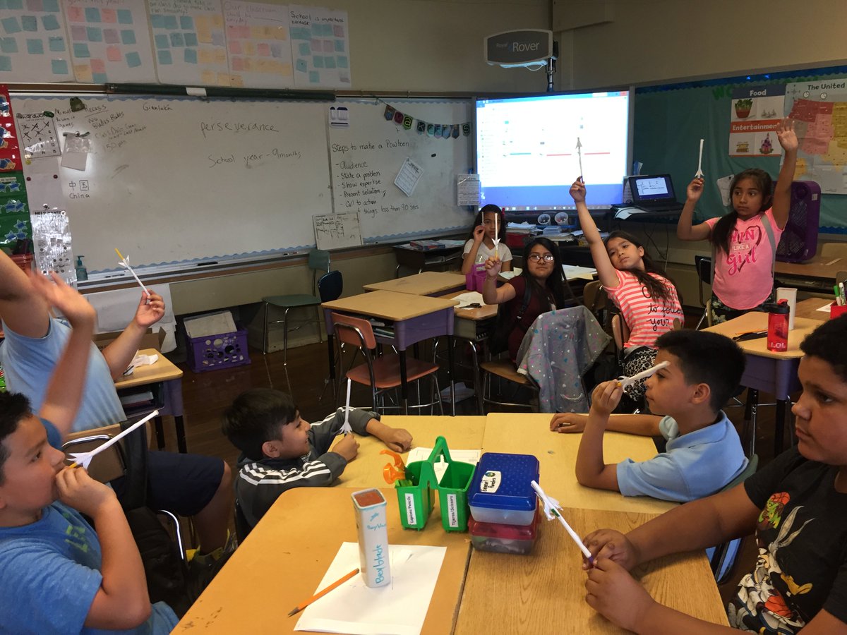 STEMForward's tweet photo. Thanks @BriggsStratton for hosting a #DayofSTEM at Forest Home School @MilwaukeeMPS. https://t.co/SBYfiYYIXt