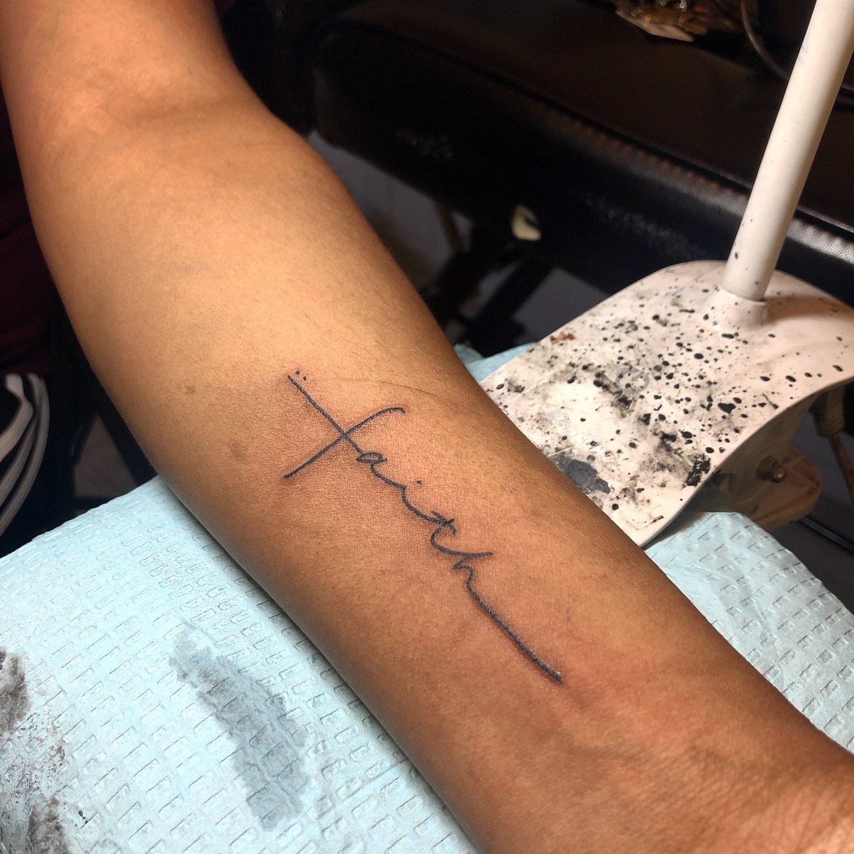 TStreets741ST's tweet photo. TATTOOS HELPS WITH DAILY MOTIVATION๐ช๐พโผ๏ธ๐ฏ๐ฅโ
#TONYINK https://t.co/hpJXkGR2ON