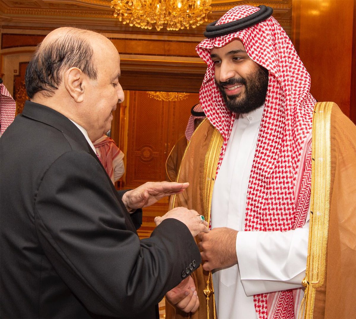 AJELNEWS24's tweet photo. عاجل 🔴

.
.
سمو #ولي_العهد الأمير #محمد_بن_سلمان والرئيس اليمني #هادي يبحثان المستجدات والتطورات على الساحة اليمنية والجهود المبذولة تجاهها، بالإضافة إلى الأعمال الإغاثية الإنسانية والتنموية للشعب اليمني الشقيق.

.
. https://t.co/sU0wehZrLH