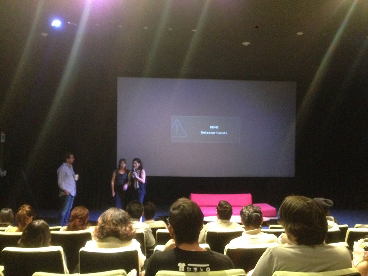 Estamos en la presentación del documental #RushHour 
Una mirada en la vida de las grandes ciudades, su movilidad y su expansión.