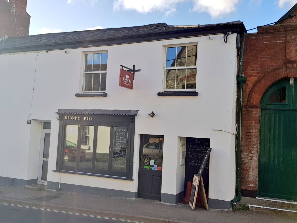 diningdevon's tweet image. News just in - spaces available this weekend at @rustypiguk #OtteryStMary  with guest chef Jake Platt of @GlassboatRest - book now! #guestchef #diningdevon #specialevent  diningdevon.com/2018/05/30/gla…