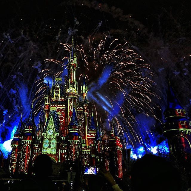 ThatAshleyErin's tweet photo. Reach out and find your Happily Ever After
🎆
.
.
.
.
 #disneyday #dailydisney #disneyphoto #magickingdom #waltdisneyworld #disney #disneyworld #disneyparks #disneygram #instadisney #disneylifehappywife #disneyobsessed #travelwithme #disneyig #disneyf… https://t.co/zyIhOkrP7p https://t.co/3bXJgf7s9R