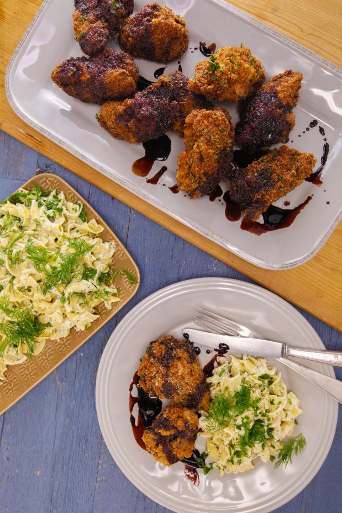 Rachael Ray Show On Twitter Rach Serves Her Coq Au Vin Rachael Ray Show On Twitter Rach Serves Her Coq Au Vin