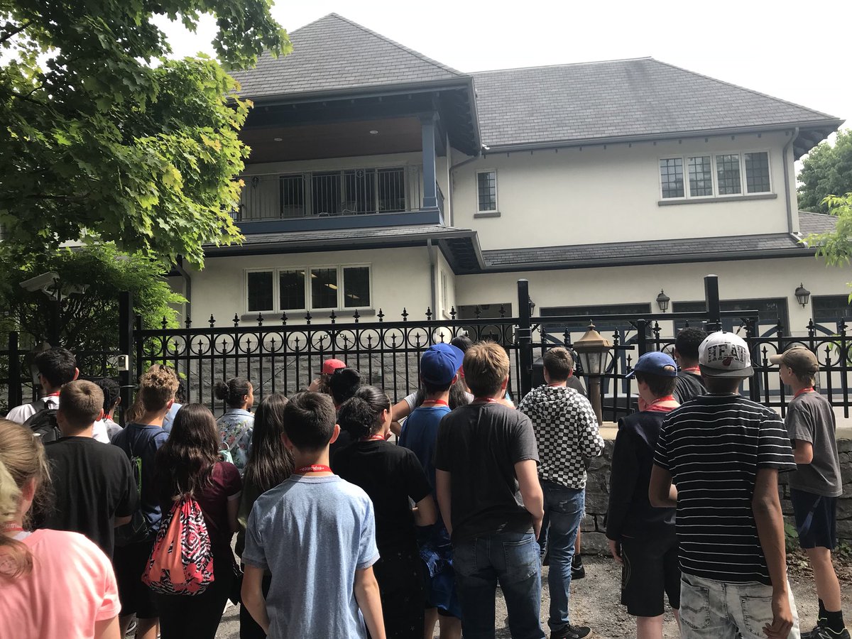 MsMadden81's tweet photo. Embassy row walking tour #Ottawa #lisgartrip2018 #Japan #Kuwait #Egypt @LisgarMS https://t.co/IJJJsyavpF