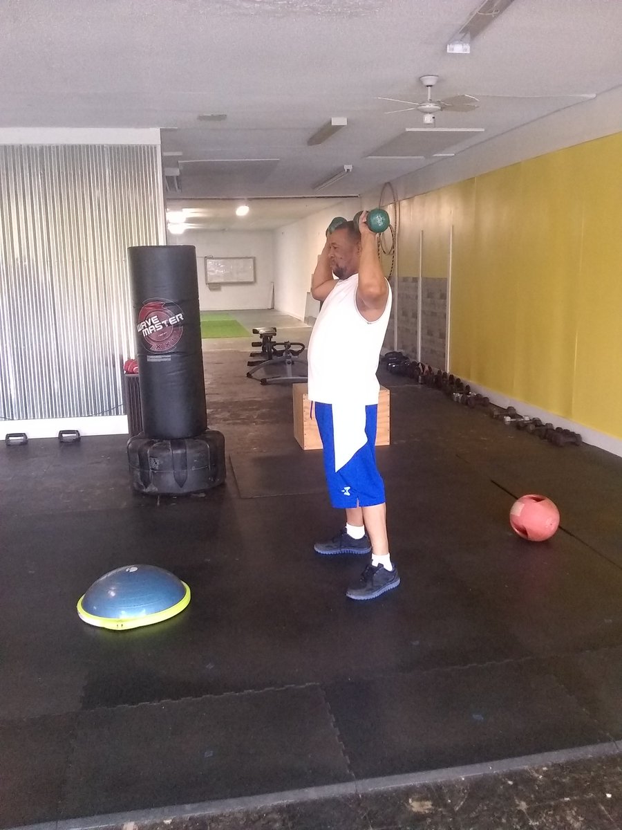 dfit1's tweet photo. #WorkoutWednesday at #DFit1 #fitness #WestAshley #CHS https://t.co/uNja1xXhL5