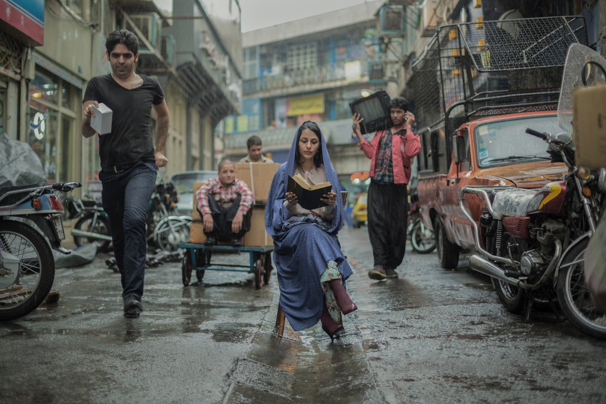 JavaherianMehdi's tweet image. I’d see her lovely face transform quite often
her eyes grow wet and more compassionate,
like one who feels regret, when it’s too late,
for causing someone’s suffering by mistake.

Petrarch to Laura - Sonnet 131
Photos by Maryam Firuzi