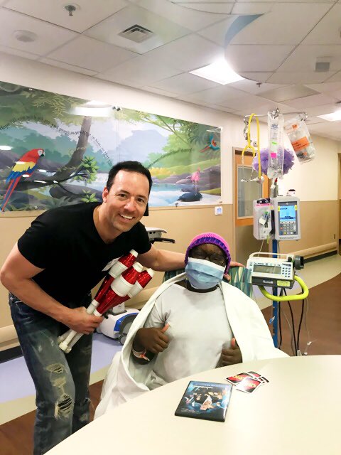 Thank you for visiting @FloridaHospital for Children last week, @CPeachock 🙏🙏 Everyone LOVED you. Duh 😜 Thank you for supporting Win-Win Entertainment ❤️ #winwinentertainment #winwincharity #winwinorlando #floridahospital #floridahospitalforchildren