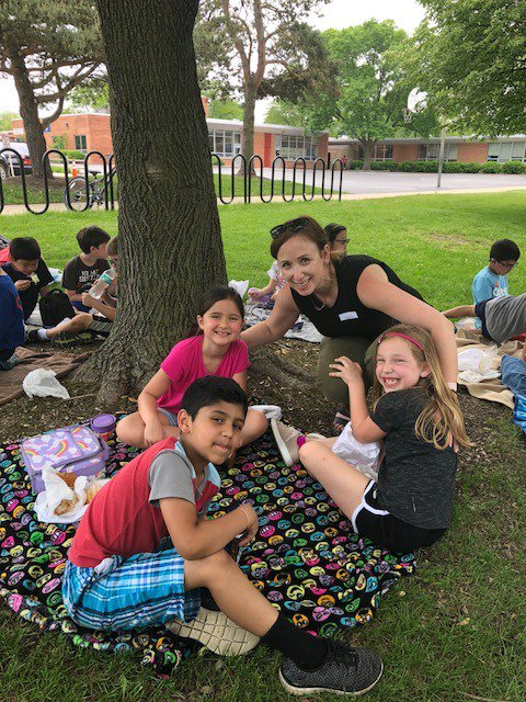 Ms. Grosshuesch tweet media