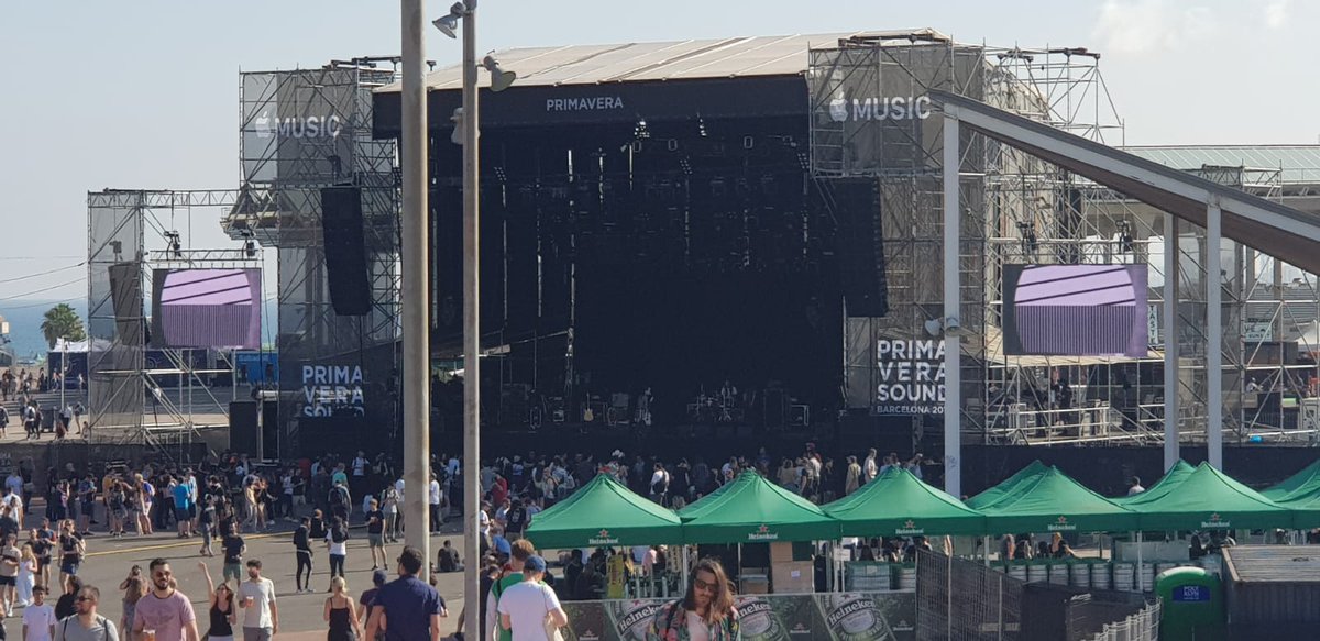 doc_medical's tweet photo. Empezamos un año más la cobertura sanitaria del PRIMAVERA SOUND en el Parc del Fòrum. https://t.co/KBWUff43t8