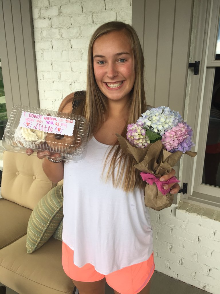 lockridge_abby's tweet photo. welcome to IGC🤗 https://t.co/Gql2pE36an
