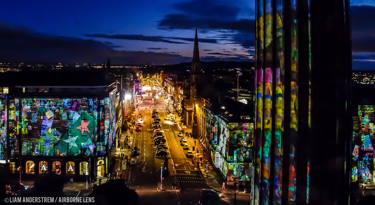 AirborneLens's tweet photo. A1: Soon be festival season in #Edinburgh, canโt wait! Some of our pics from last yearโs opening light show @edfests @FollowTheCow #scotlandhour https://t.co/v7uHt0Fwxp