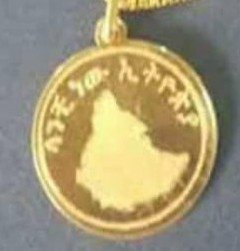 MiRAs1970's tweet photo. #Eritrea ፍቅሪ ከልቢ ፈሲ፡ #Eritrea
ኣብ ኢድኩም ዘይ'ላ ኤርትራ ክትብህጉ፡ ብውዕል ፍትሕ ዓንቐጽ 39 ዝተጠምረት ኢትዮጲያ #Ethiopia ርኢኹም ከይትስእኑ፡ ካብ ዓሙቅ ድቃስ ተበራበሩ ጎረቤት። #EritreaAt27 #erispotlight # https://t.co/A0qSbmRpjw