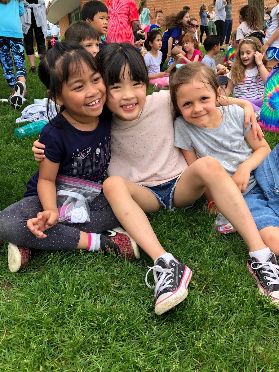 Ms. Grosshuesch tweet media