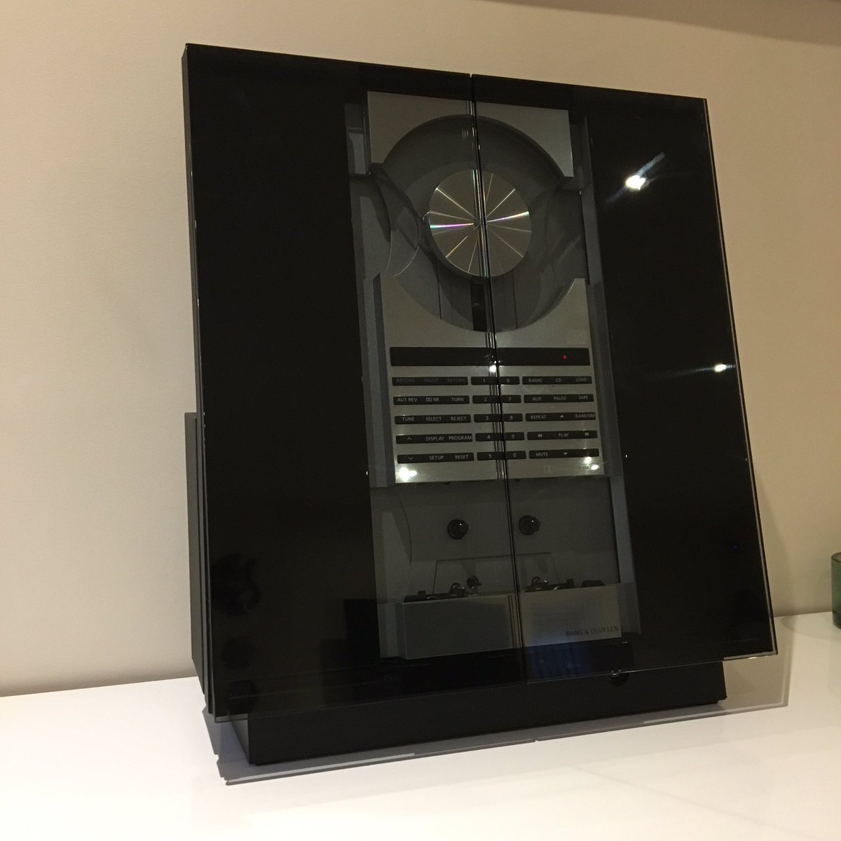 adamdavy8's tweet photo. When I was a kid I dreamed of owning a Bang &amp; Olufsen BeoCenter 2300!!! 

On the eve of being 42 I'm now a proud owner. Thanks Dad. I now need to invest in CDs and Cassettes!

#MyKindaRetro #Nostalgia #Dream #B&amp;O #Birthday #90sCool #WorthWaitingFor #GeekChic

💿📼🎁🎶😍 https://t.co/aVClWIWcdO