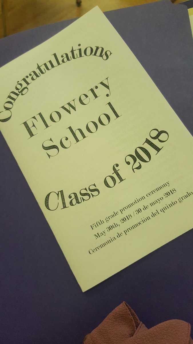 LaLuzCenter's tweet photo. Ready to present achievement award @FlowerySchool :) #sonomayouth #Classof2018 #sonoma #achievement #laluz https://t.co/3SSKNDWVRL
