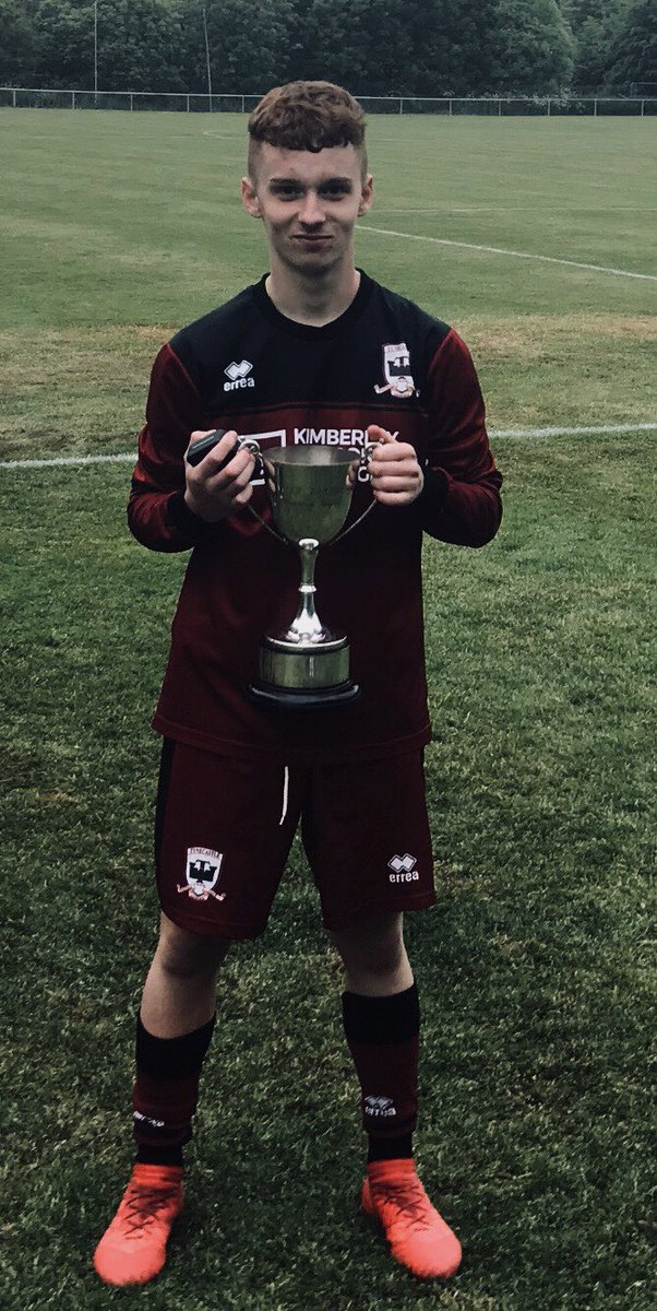 robbieneave10's tweet photo. what a couple a days it’s been for the tynie boys😶😶! @Tynecastle_FC @Tynecastle2002s https://t.co/inDwI8PkqF
