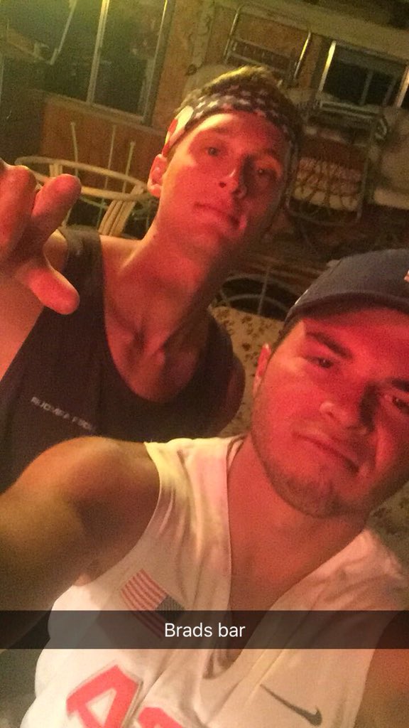 JaMarr_3's tweet photo. Happy birthday @BradSeaholm 🍾🎉 https://t.co/QMgkgbqch8