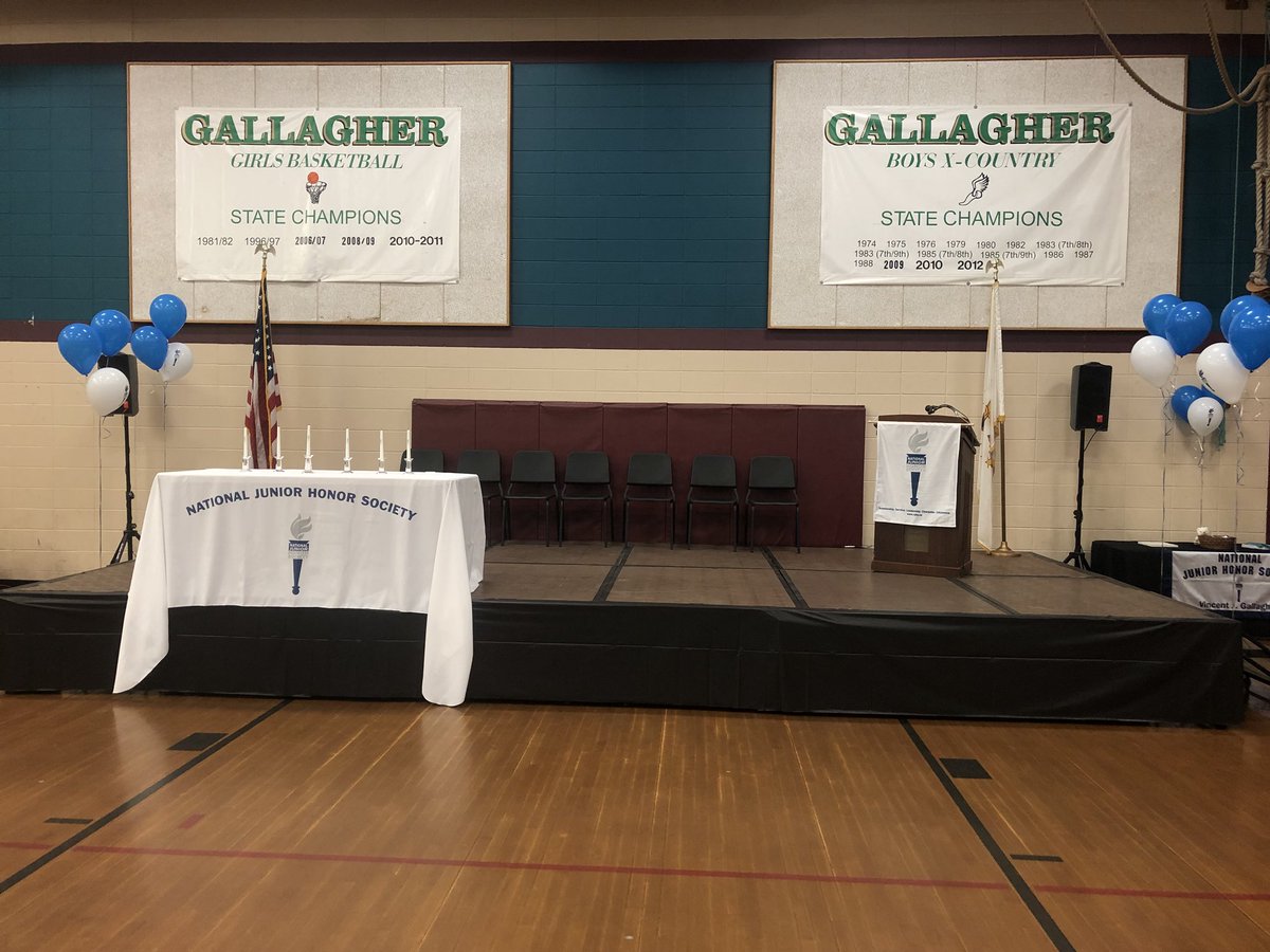 MrSaint18's tweet photo. Ready. #NJHS #newmembers #GMSWolfpack https://t.co/o0wZgwABYq