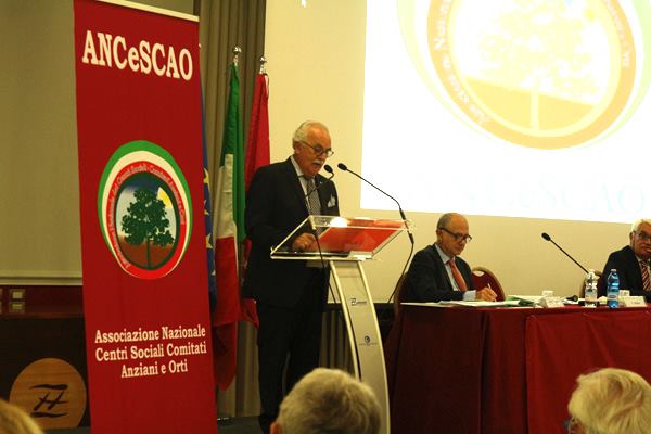 ancescaoaps's tweet photo. Oggi a #Bologna Assemblea Straordinaria @AncescaoEsterne Presenti 997 Centri sociali. Approvato il nuovo Statuto Nazionale. Grazie a tutti per la presenza così numerosa!  #ANCeSCAO  (foto M.Barison) 🙂 https://t.co/tbAjzLI4tC
