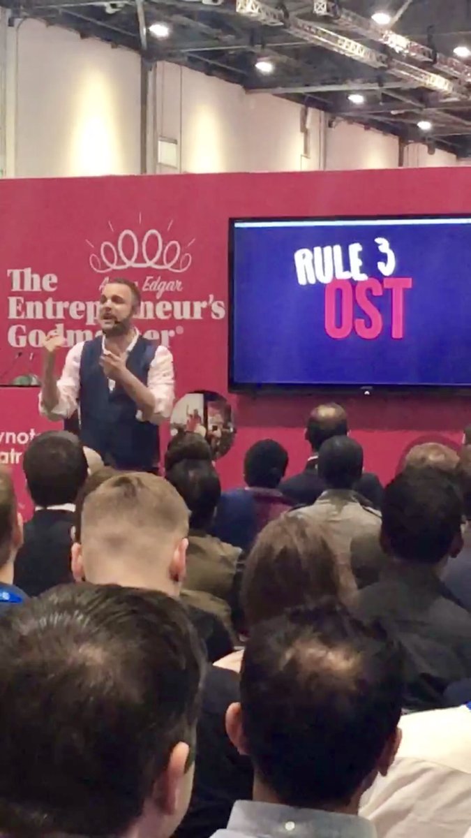 Kirk_Kilbane's tweet photo. Reminiscing about my amazing time at London! 🤓 James Sinclair of @partymanworld has so much energy - which was brilliantly showcased in one of his talks that I attended at @TheBusinessShow #entrepreneurship #smallbiz #london #excel https://t.co/ookR7AcSkj