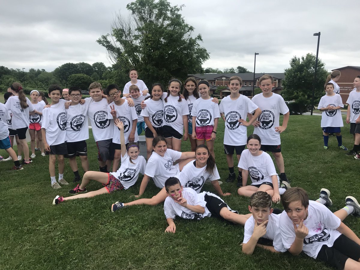MrsReidBSES's tweet photo. Before and after the #ColorDash this afternoon! #BSESJagNation https://t.co/IhFpsfGVvS