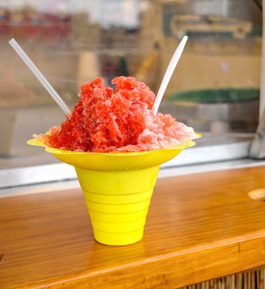 Seems like summer is getting a late start this year, but our quest to see shave ice make its way to the East Coast will not be deterred! #nyceats #summereats #shaveice #forkmonkeyclub #foodtruck #nycfoodie #beacheats #rockaways