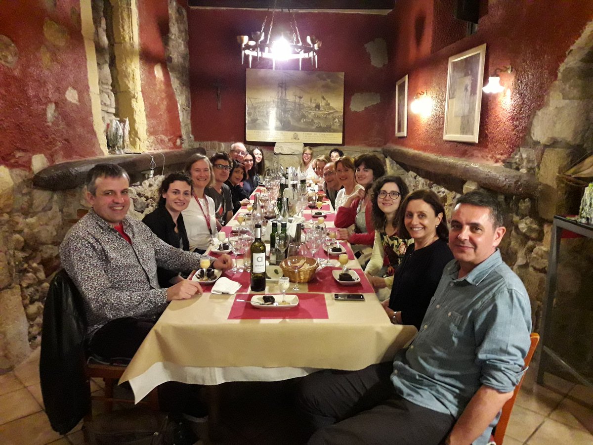 IOltraMassuet's tweet photo. And this is the end of the workshop at the RacΓ³ de l'Abat i Tarragona. #ARSLING #CGG28 @rolling_URV After a tour through the Roman Tarraco. https://t.co/FLeDAgJm3g