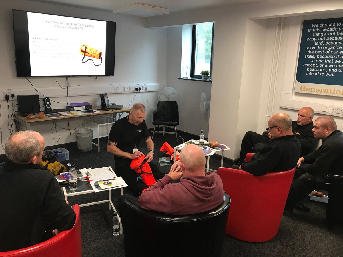 HFRSolutionsCIC's tweet photo. During Day 1 of the Medium-Risk Confined Space Training delivered earlier today, delegates are learning about the importance of emergency escape sets during confined space operations #confinedspace #confinedspacetraining #escapesets #emergencyrescue https://t.co/O5EH0M1b74