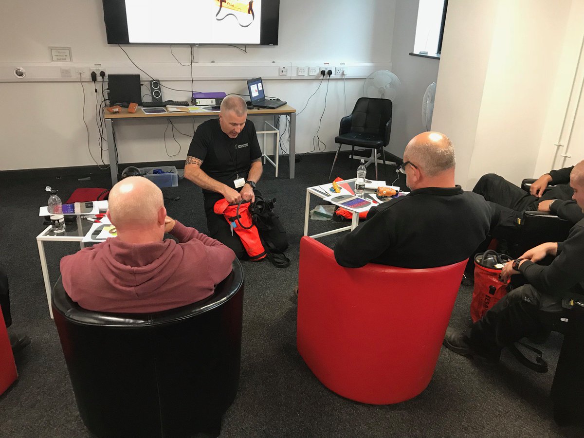 HFRSolutionsCIC's tweet photo. During Day 1 of the Medium-Risk Confined Space Training delivered earlier today, delegates are learning about the importance of emergency escape sets during confined space operations #confinedspace #confinedspacetraining #escapesets #emergencyrescue https://t.co/O5EH0M1b74
